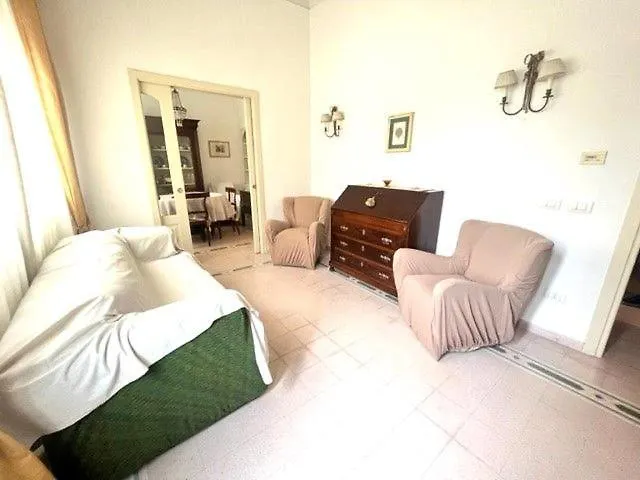 펜션 Casa A Viareggio Con Vista Colline E Alpi Apuane 빌라 이탈리아