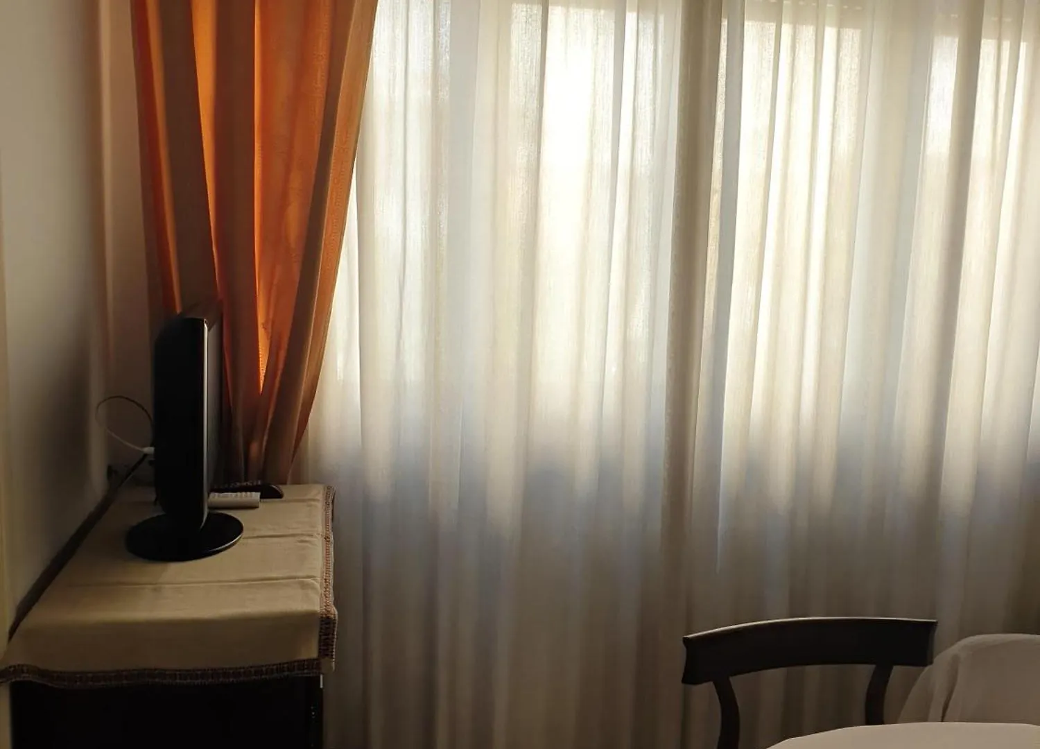Casa A Viareggio Con Vista Colline E Alpi Apuane 빌라 펜션